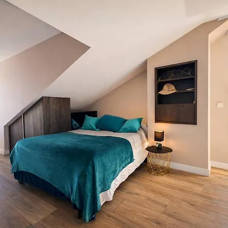 Fabuleux Duplex Au Coeur De Avec Terrasse Et Solarium Privatif *
