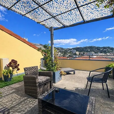 Fabuleux Duplex Au Coeur De Avec Terrasse Et Solarium Privatif