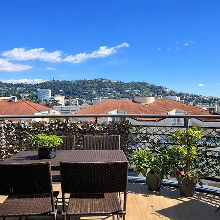 Fabuleux Duplex Au Coeur De Avec Terrasse Et Solarium Privatif דירה קאן