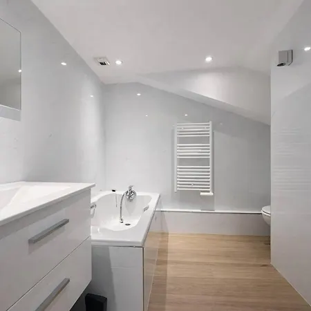 Fabuleux Duplex Au Coeur De Avec Terrasse Et Solarium Privatif شقة