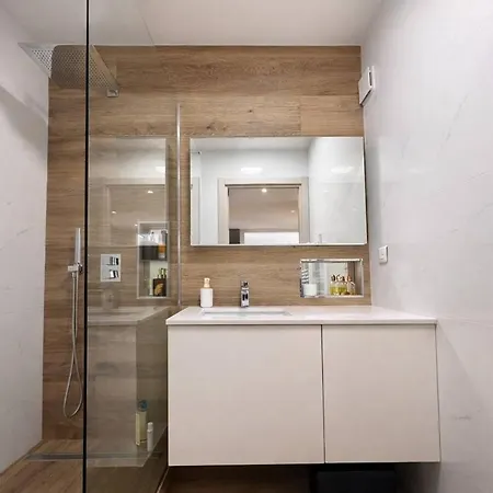 Fabuleux Duplex Au Coeur De Avec Terrasse Et Solarium Privatif