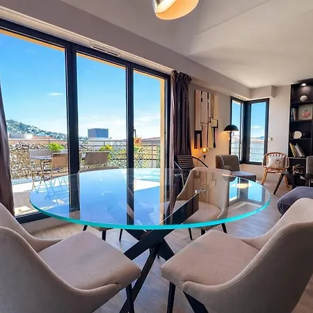 Fabuleux Duplex Au Coeur De Avec Terrasse Et Solarium Privatif *