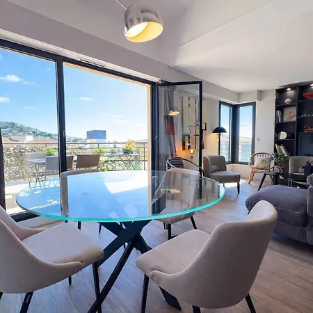 شقة Fabuleux Duplex Au Coeur De Avec Terrasse Et Solarium Privatif كان
